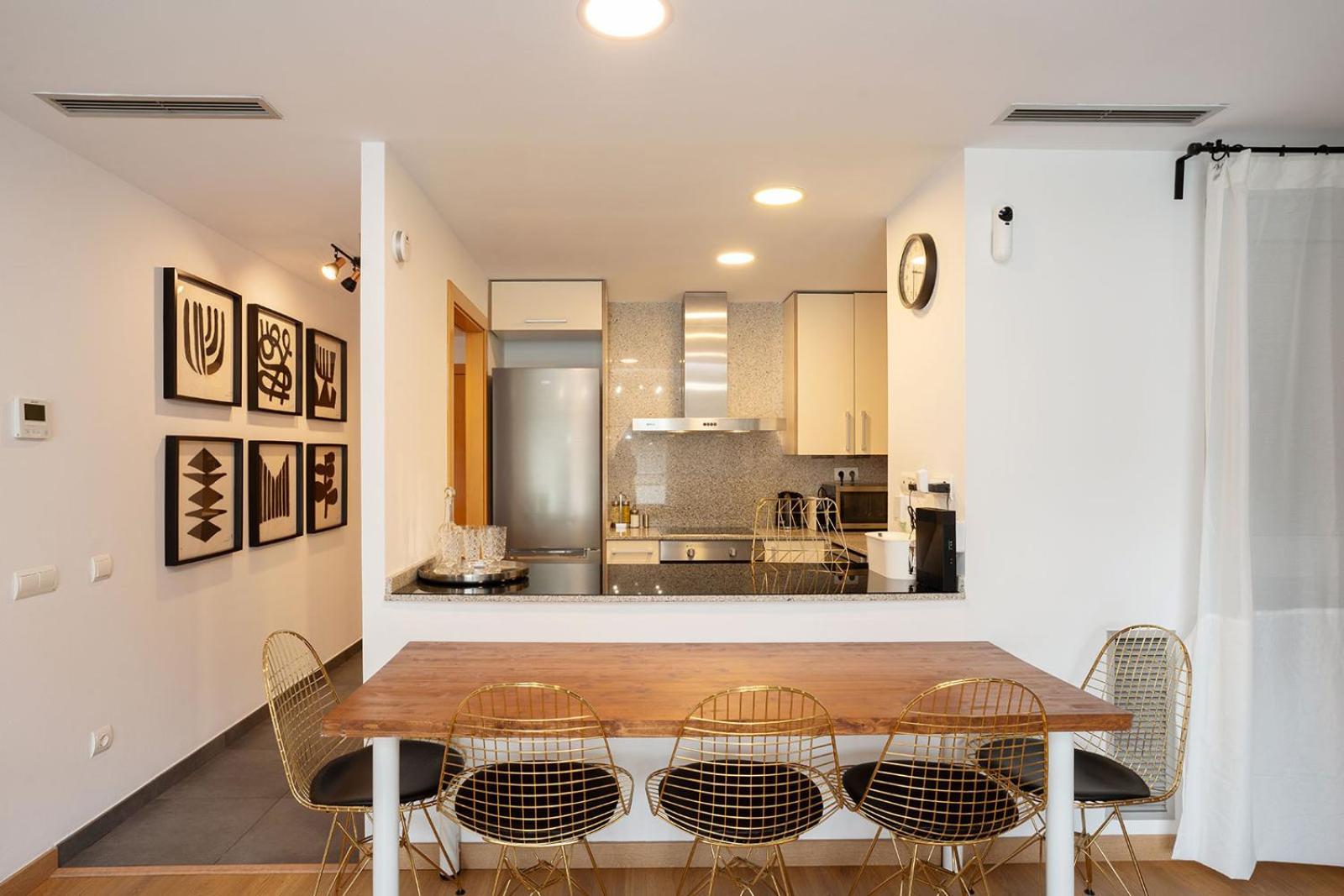 Modern Near Pl. Espana Appartement *